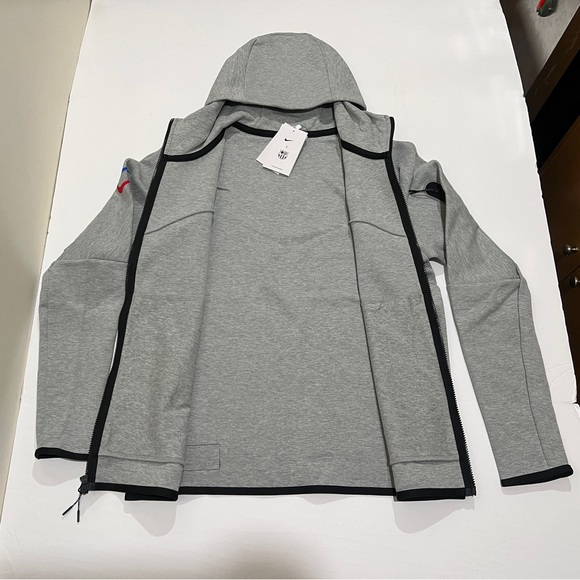 Nike x Barcelona FC, Tech Fleece, DN3084 063, Grey - Picture 5 of 16